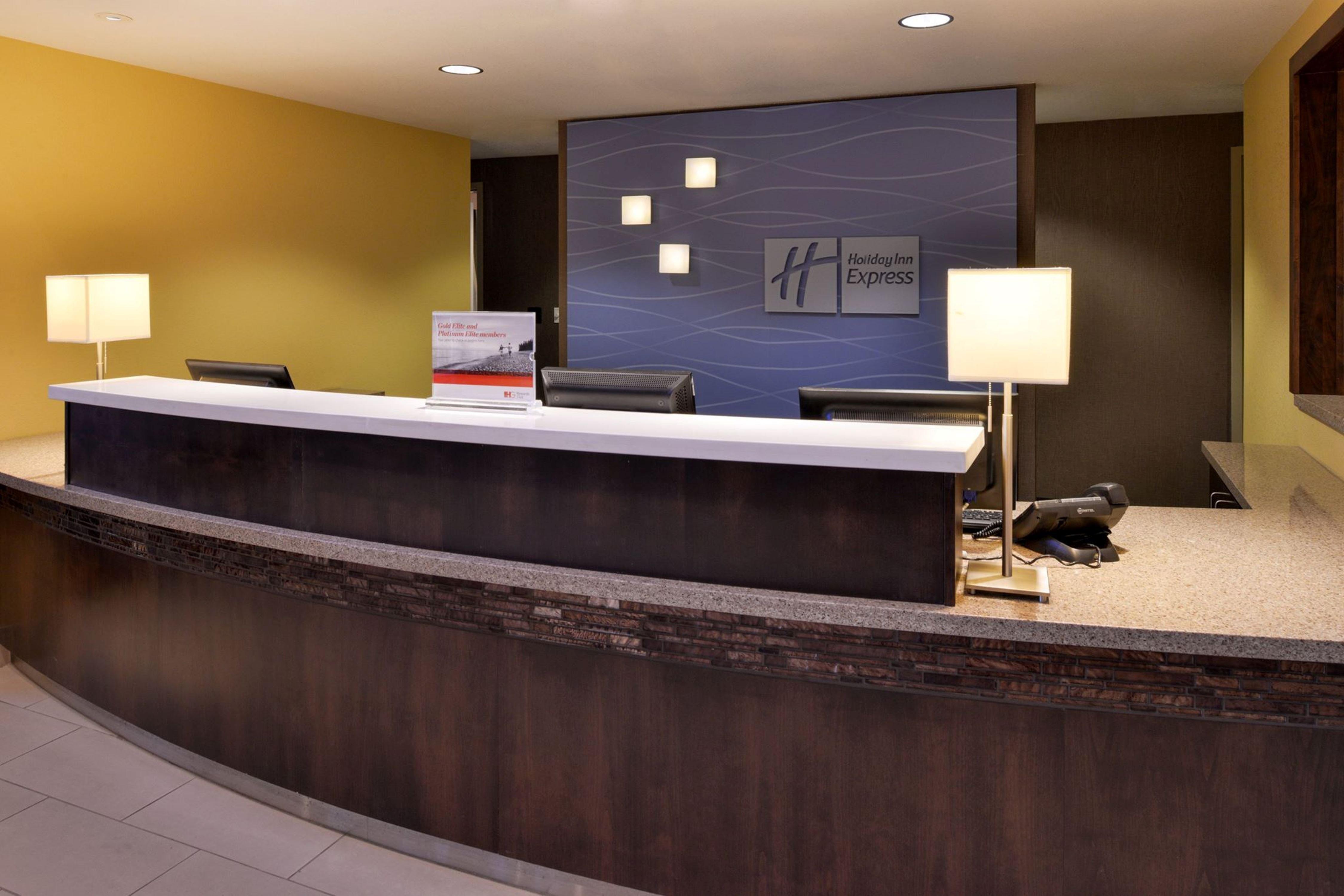 Holiday Inn Express & Suites Page - Lake Powell Area, An Ihg Hotel Exterior photo